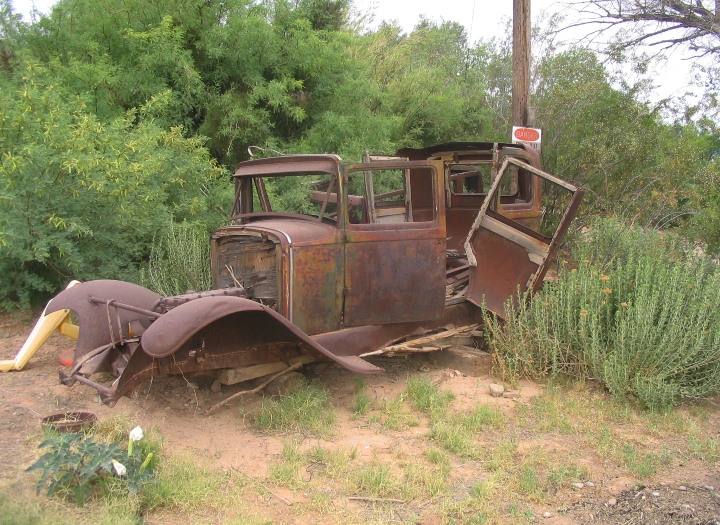 Rusted Old Car